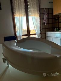 Alzavater per disabili