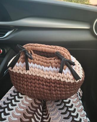 Borsa clutch fatta a mano