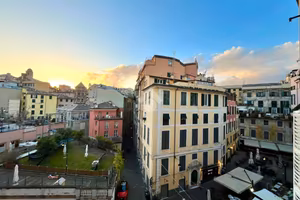 6 LOCALI A GENOVA