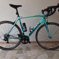 Bici corsa Bianchi Infinito