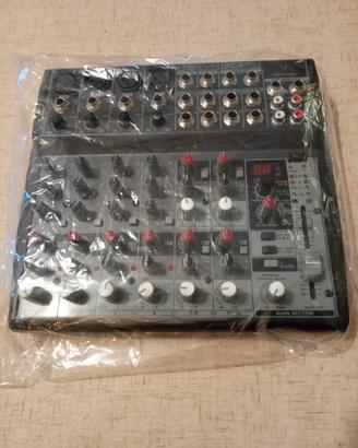 mixer xenyx 1202 fx