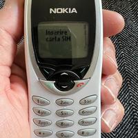 Nokia 8210 funzionante