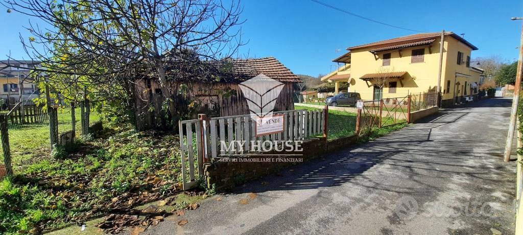 Terreno di 400 m² a Palestrina - Vista 2