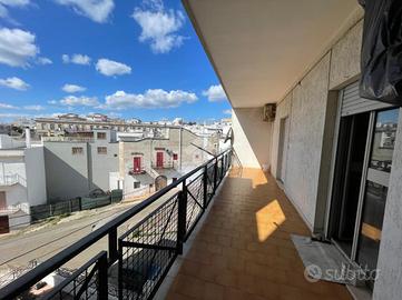 4 LOCALI A CEGLIE MESSAPICA