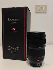 LUMIX S PRO 24-70 f2.8