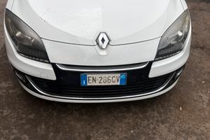 Renault megane Bose edition tenuta maniacalmente