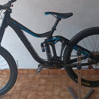 Giant Glory DH 0. 2015, 27,5