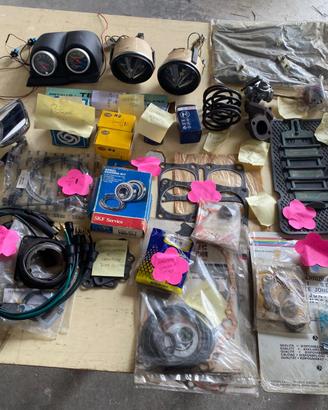 Vecchi accessori per Fiat 500/126/850 per moto ecc