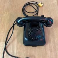 Telefono fisso nero vintage