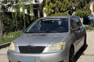 Toyota Corolla GPL 2004