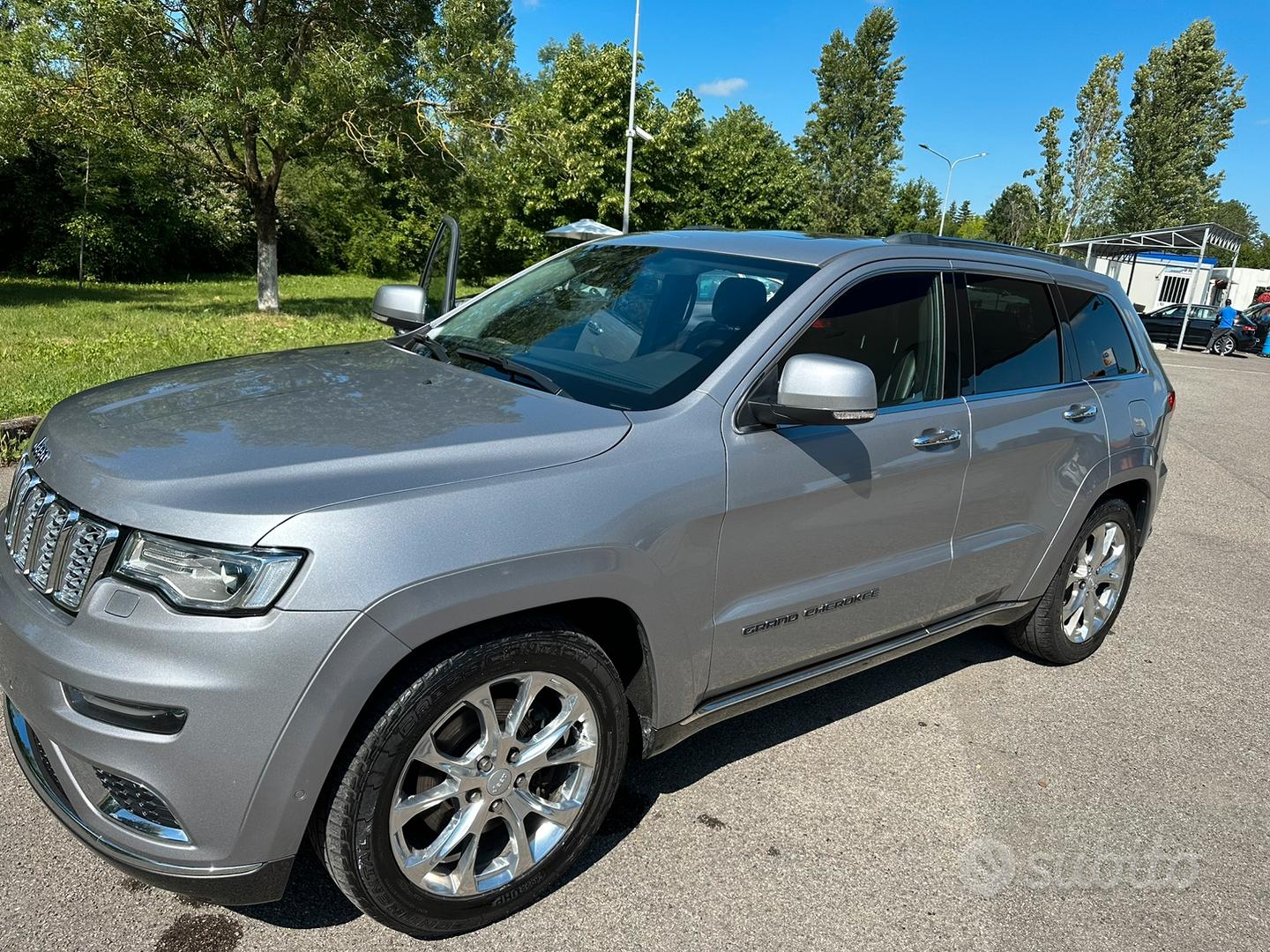 Jeep Grand Cherokee 2020 photo 3
