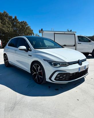 Volkswagen Golf VIII 8 2.0 TDI DSG GTD