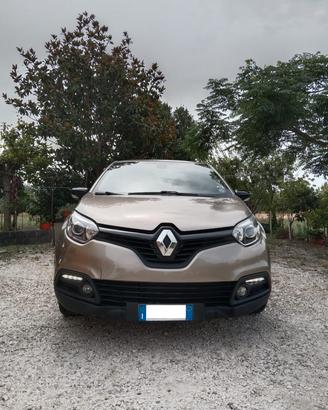 Renault Captur 1.5 dci 110cv Neopatentati 