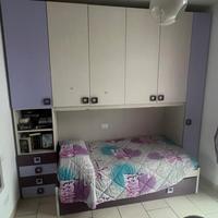 Cameretta a ponte,letto,scrivania e mensole