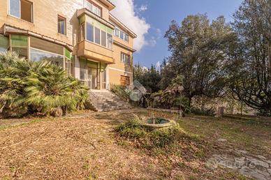 VILLA SINGOLA A ARICCIA