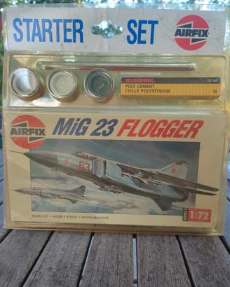 Airfix Mig 23 Flogger 1:72 starter set con colori
