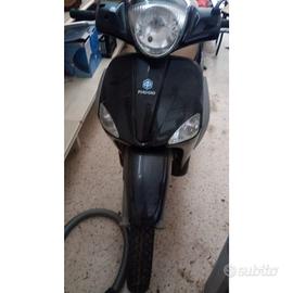 Piaggio liberty anno 2015 - 50 - km 130 .
