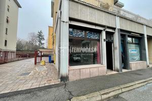 Negozio a Meda Via Artisti del Legno 2 locali