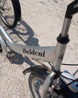 Triciclo per adulti Baldoni - cestone posteriore