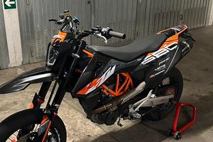 KTM 690 smcr A2