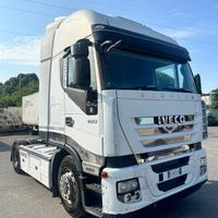 Trattore stradale iveco stralis