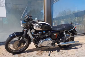 Triumph Bonneville T100