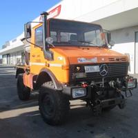 Mercedes Unmog U 1200 Allestimento Spargisale