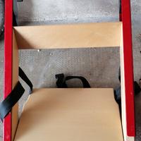 Seggiolino per bimbi a tavola Minui HandySitt