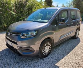 Toyota Proace City Verso NOLEGGIO 1.2cc 110cv 7 po