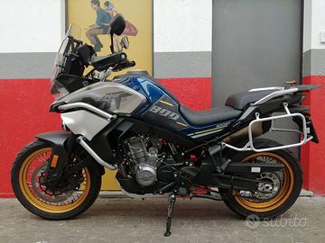 Cf Moto 800MT
