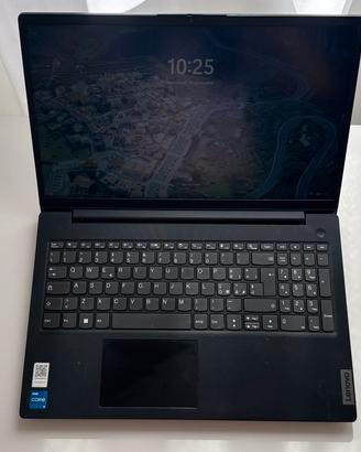 Lenovo V15 G3 i5 12ª gen 8GB SSD 256GB 15,6"