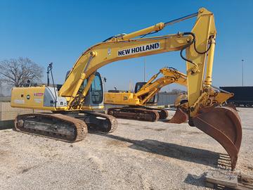 B232-Escavatore idraulico New Holland E 215