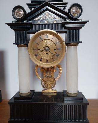 Pendola da tavolo viennese