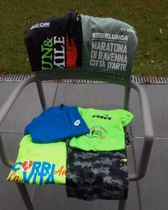 Set di 6 t-shirt tenciche per running-tagla L