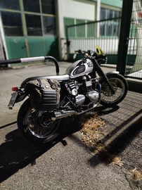 Triumph Bonneville 865 carburatori