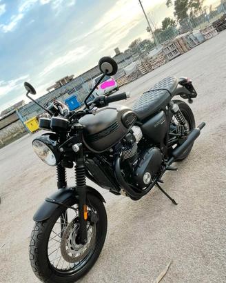 Triumph Bonneville T100
