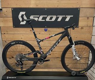 SCOTT  Spark RC World Cup EVO '25 Tg. XL usata