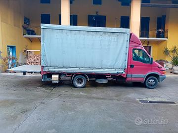furgone con pedana
