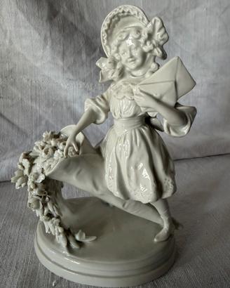 Fanciulla con fiori e lettera
