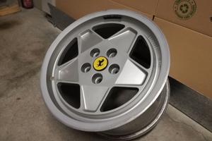 Ruota 16 posteriore FERRARI TESTAROSSA dal 86@91