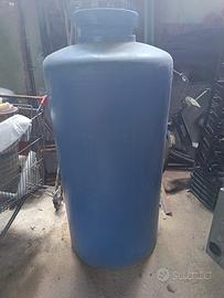 Serbatoio cisterna 500 litri verticale con tappo