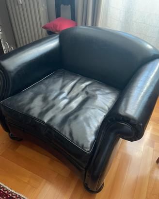 Poltrona in pelle nera Doimo Sofas