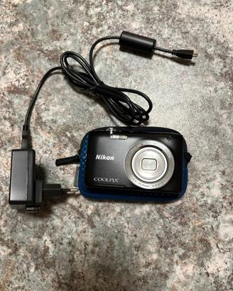 Nikon coolpix s2800