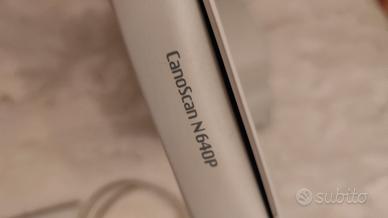 Scanner piano ultra-piatto Canon CanoScan N640P