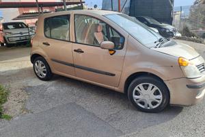 Renault Modus 1.2 16V benzina (anno 2005) 