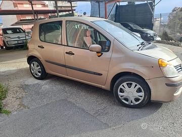 Renault Modus 1.2 16V benzina (anno 2005) 