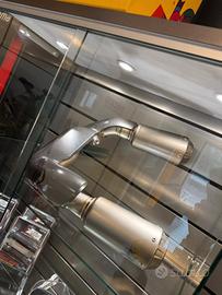 Gruppo di scarico completo in titanio Akrapovic Du