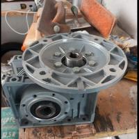 riduttore di giri meccanico motore elettrico 