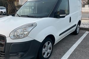 Fiat dobló