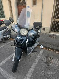 scarabeo 125